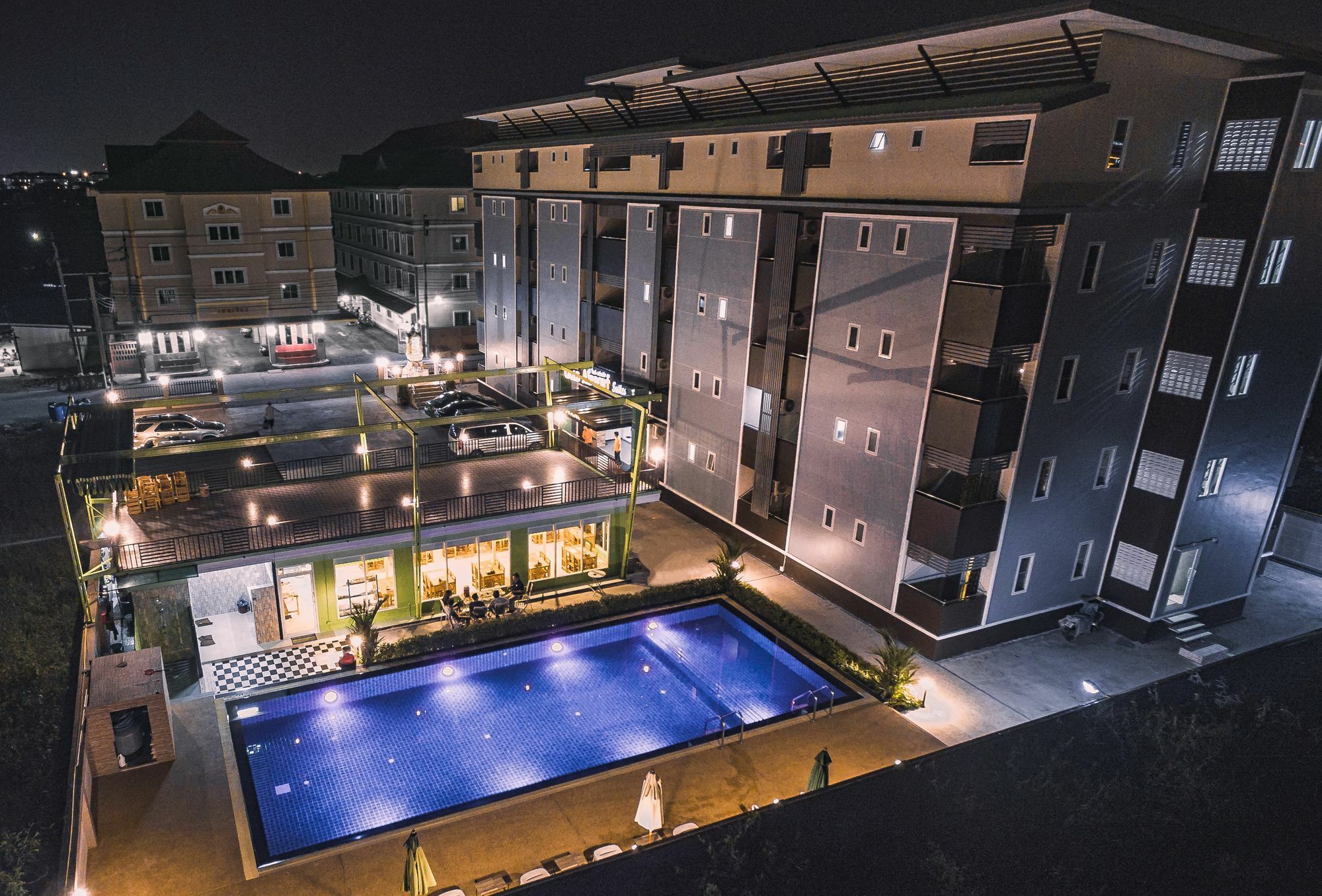 Gold Airport Suites Bangkok Exterior foto